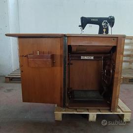 126A MACCHINA DA CUCIRE SINGER A SCOMPARSA N