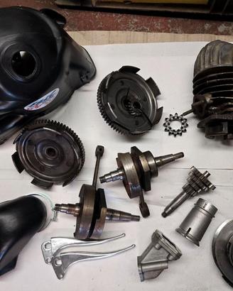 Lotto Ricambi Vespa 50