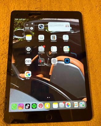Apple iPad 