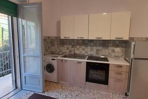 Zona Carmine - Bilocale arredato uso transitorio