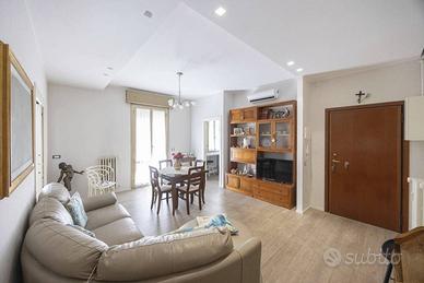Appartamento di 84 m² con 4 locali a Bologna