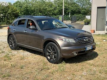 Nissan Infiniti FX35 S50 - 3.5 V6 VQ35DE 280cv