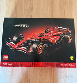 LEGO Technic Ferrari SF-24 Nuovo con scontrino
