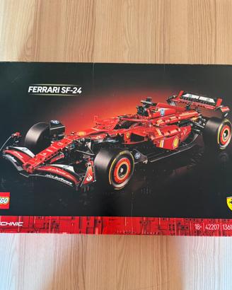 LEGO Technic Ferrari SF-24 Nuovo con scontrino