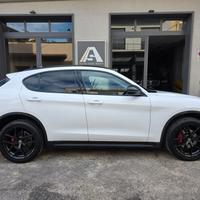 Alfa Romeo Stelvio 2.2 210 CV AT8 Q4 Business T...