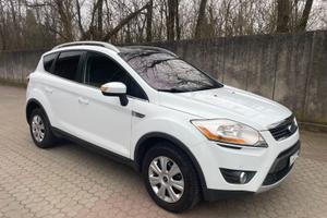 Ford Kuga 4wd cambio automatico - Tetto panoramico