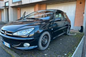 PEUGEOT 206 1.6cc benzina del 2004