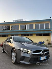 Mercedes-benz A 180 d Automatic Premium