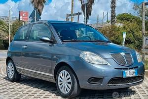 Lancia Ypsilon 1.3 DIESEL OK NEOPATENTATI PERMUTE