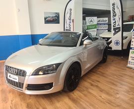 Audi TT Roadster 2.0 TFSI S-LINE
