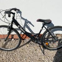 Mountain bike / bicicletta