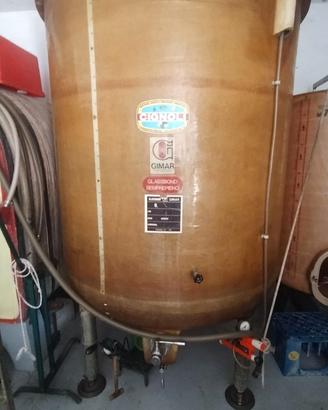 botte vetroresina capacità 30 q.li