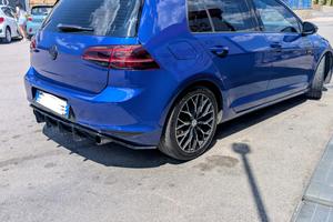 Volkswagen Golf 7 GTI colore golf R Neopatentati 