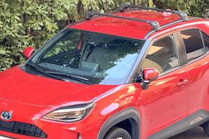 Vende inprivata Toyota Yaris cross