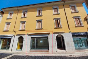 Negozio in centro a San Vito