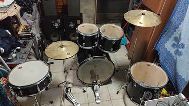 Batteria acustica D2 by ddrum 
