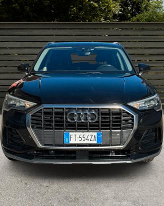 AUDI Q3 35 TDI S tronic Business 150CV Tagliandata