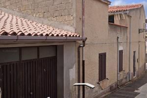 Casa singola con garage Mara