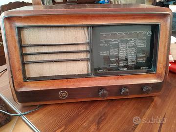 Radio CGE mod. 115 anno 1942