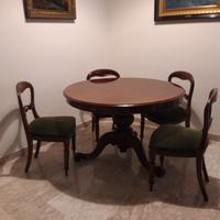 tavolo rotondo legno in stile classico