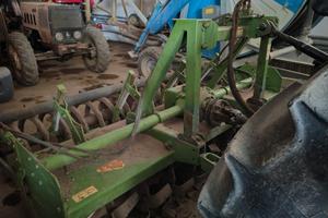 Fresa Celli FE230 , Trattore Hurlimann 488 VDT,