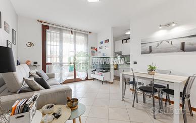 BILOCALE CON TERRAZZO