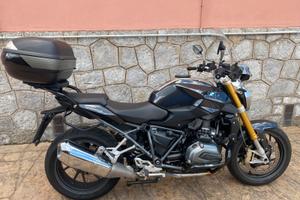 BMW r1200r