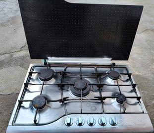 piano cottura 5 fuochi Hotpoint Ariston 