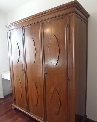 Armadio legno massiccio  smontabile