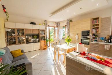 4 LOCALI A GASSINO TORINESE