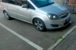 ZAFIRA 7 POSTI  COME NUOVA