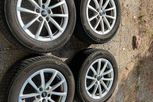 Cerchi con Pneumatici originali Audi 17 pollici