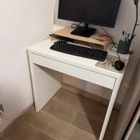 Scrivania Ikea Micke