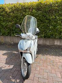 Honda sh150i Abs