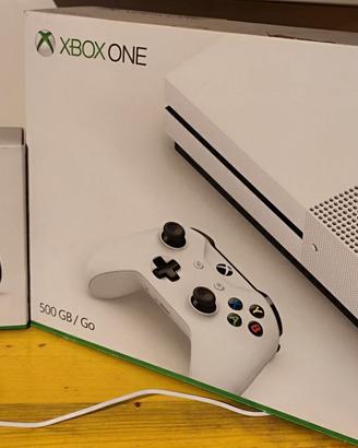 Xbox one 500gb + joypad Xbox series X + giochi