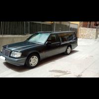 Carro funebre Mercedes