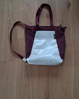 borsa freitag
