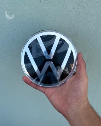 logo anteriore vw