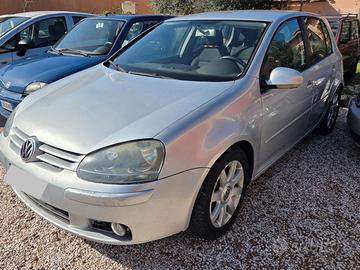 VOLKSWAGEN GOLF 5 2.0 TDI 140 CV COMFORTLINE