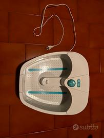 Massaggia piedi con acqua