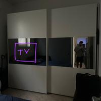 Armadio con tv