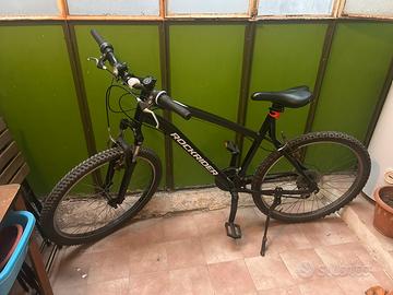 Bicicletta Decathlon Rockrider ST 50 + accessori