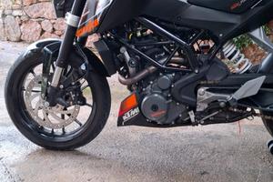 ktm duke 390