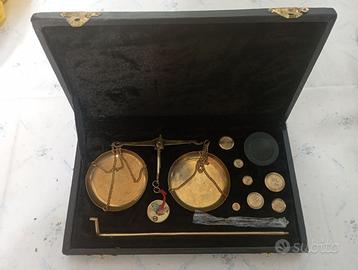 Bilancia orafo antica