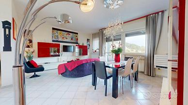 Trivano al 5° e ultimo piano con vista