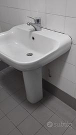 Lavabo e miscelatore Ideal standard