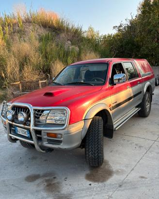 Mitsubishi l200
