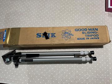 Treppiede per macchina fotografica o videocamera