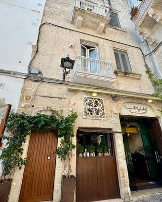 3 LOCALI A MONOPOLI
