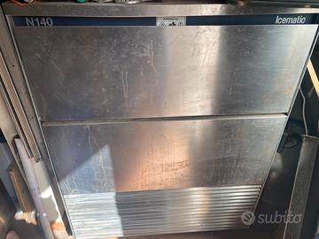 Macchina del ghiaccio